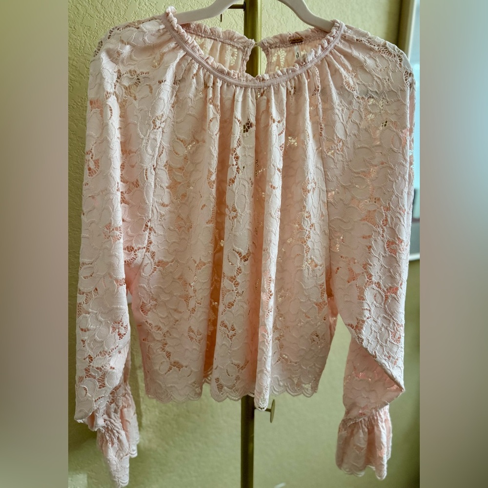Free People Olivia Balloon Sleeve Lace Blouse / Soft Pink / Size Small - Picture 3 of 7
